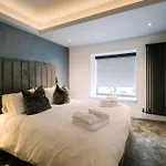 Bounty Boutique On The Lakes