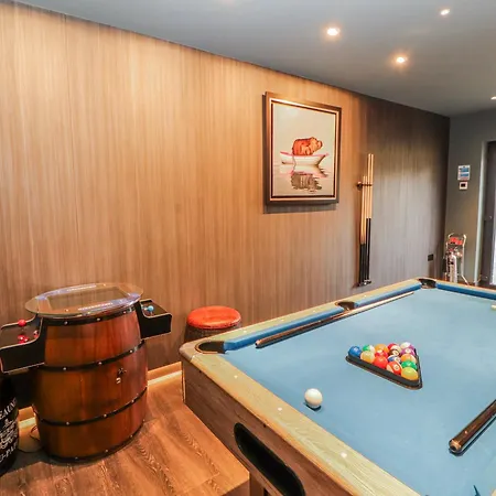 Holiday home Bounty Boutique On The Lakes *